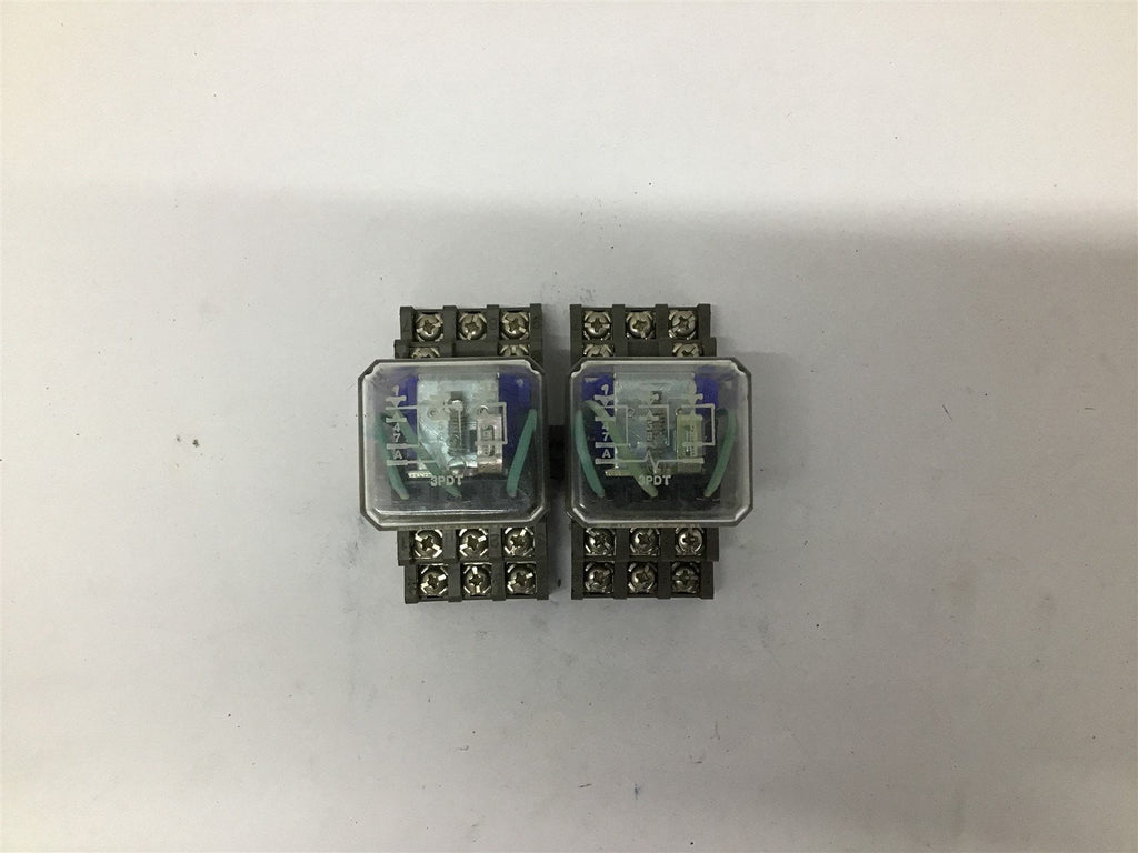 Cutler Hammer D5PA1 Ser. A2 Terminal Relay Socket W/ D5PR3A Ser. A1 Lot Of 2