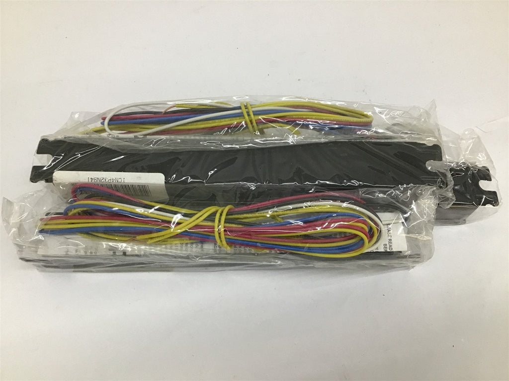 Philips Advance Centium ICN 4P32 N Electronic Ballast Lot Of 3