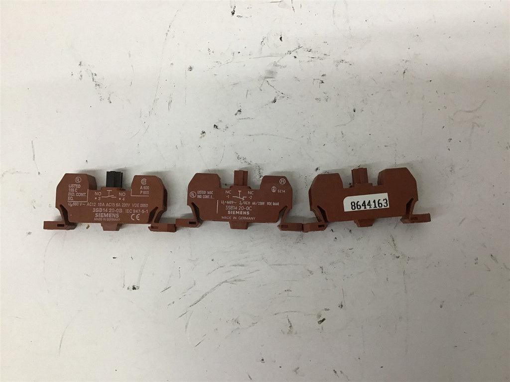 Siemens 3SB14 20-0B Contact Block Lot Of 3