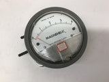 Dwyer 2004 W31X PH Megnehelic Water Gauge 0-4" 15 PSIG W/ Mounted Feet