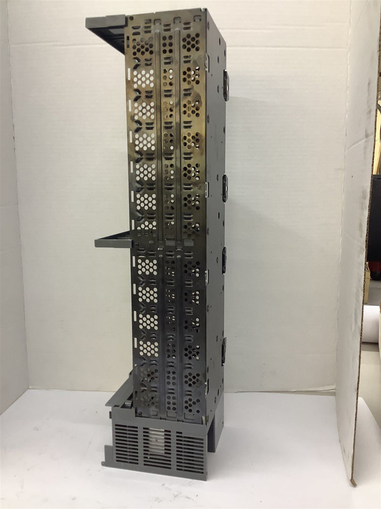Allen Bradley 1746-A13 13 Slot Rack w/ 1746-P2 Power Supply