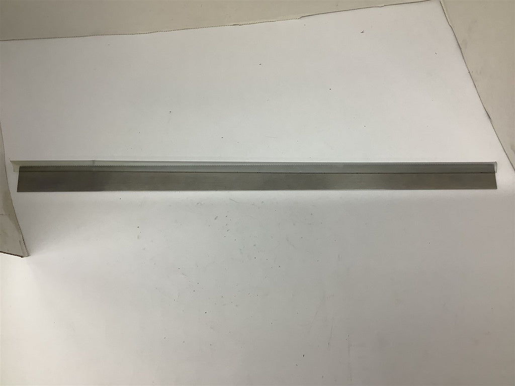 Euro Knives EK05168 Serrated Blade