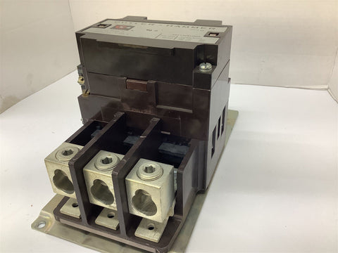 Cutler-Hammer C832LN1 Ser. C1 Contactor 3PH 350 Amp