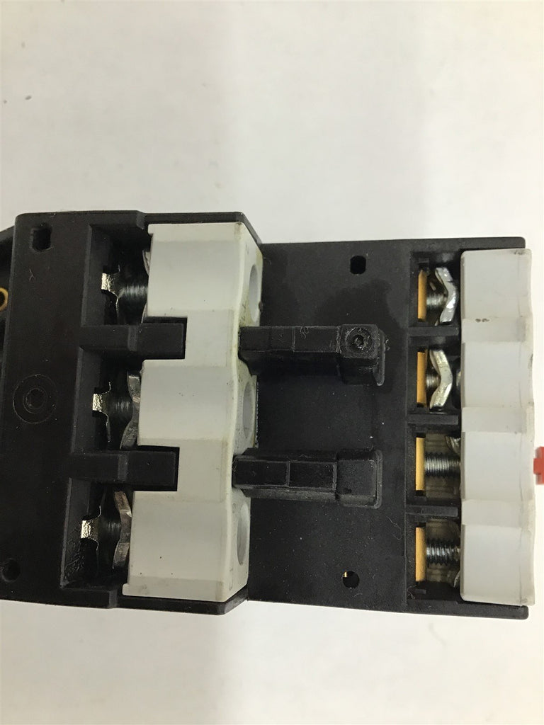 Allen-Bradley 193-TAC24 Ser. B Relay