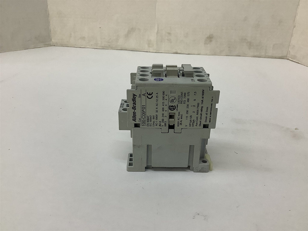 Allen-Bradley 100-C09*01 Contactor 110-120V Coil