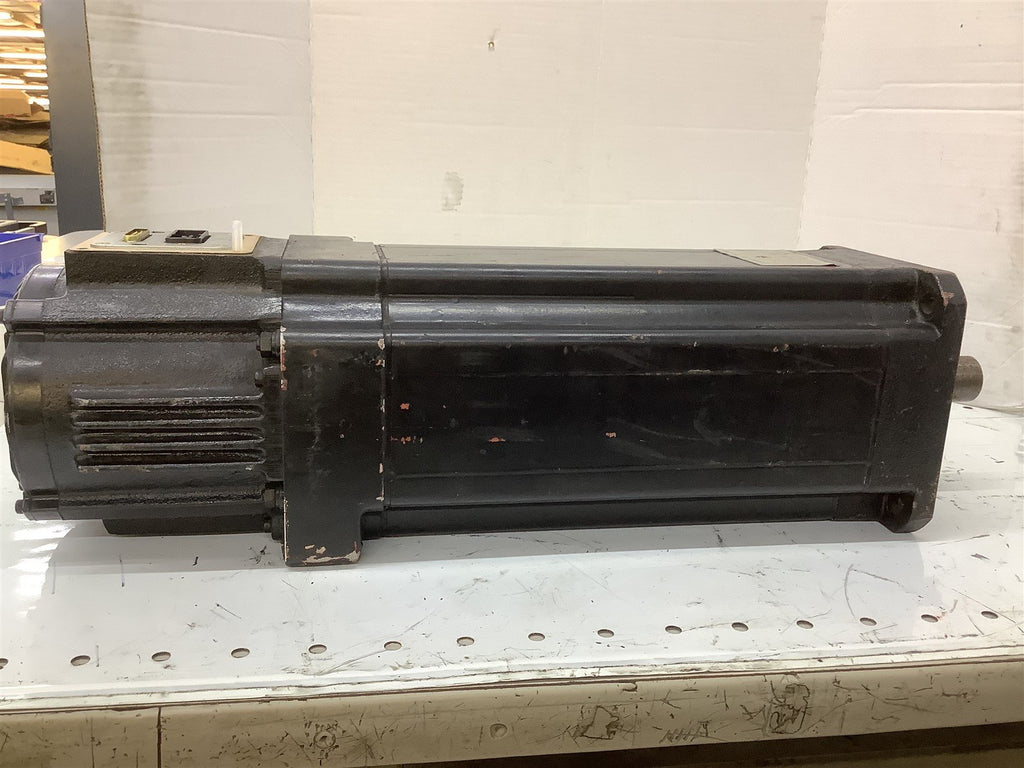 Okuma BL-MH401E-12SB Servo Motor 4.8KW 163V 1200RPM 6P 3PH 60HZ Torq 45.3 LB IN