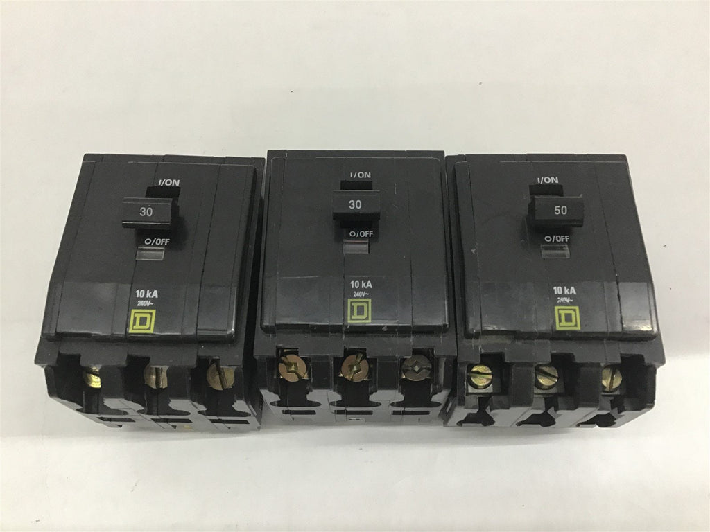 Square D Circuit Breaker 30 AMP 240 V 60 HZ Lot Of 3