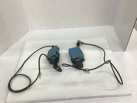Sick WL260F470 Photoelectric Reflective Sensor Lot Of 2