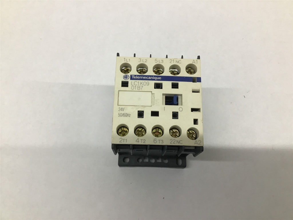 Schneider Electric BS 5424 2F05225205 Control Relay 600 V Max 3 Ph 20 A