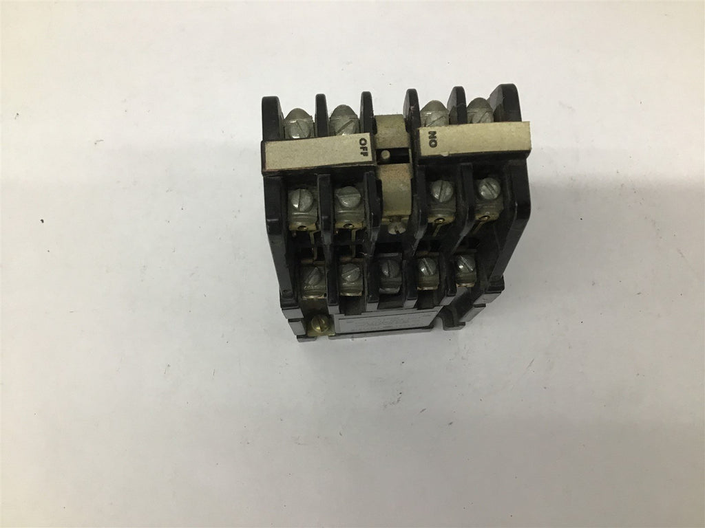 General Electric CR120A04022AA 300V AC 10A Max