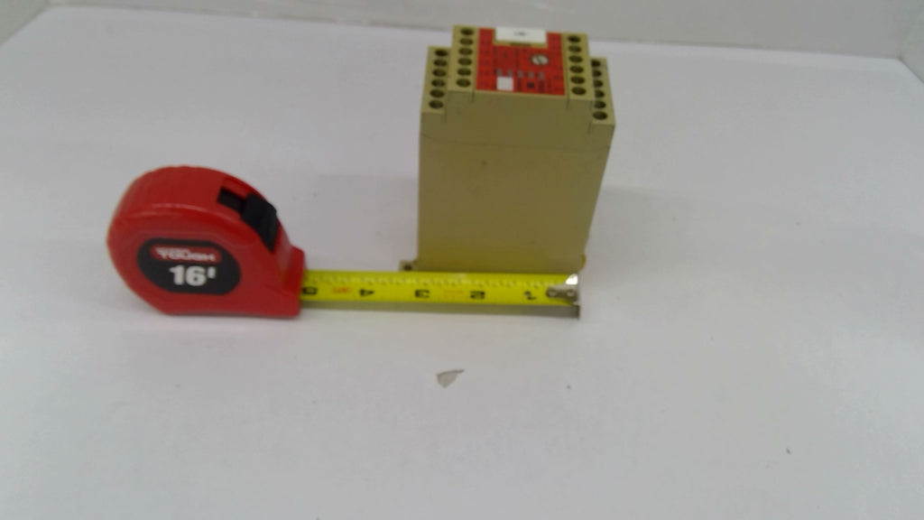 Omron G9SA-321-T15 Safety Relay Unit 24 VAC\DC