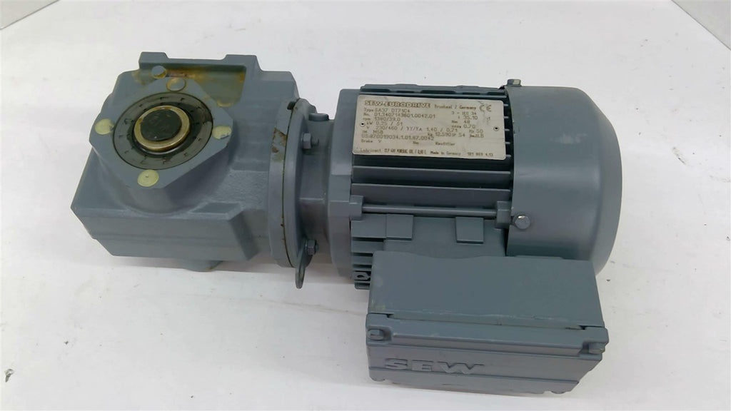 Sew Eurodrive SA37 DT71C4 1380/39.0RPM KW0.25/S1 50HZ 230/460V