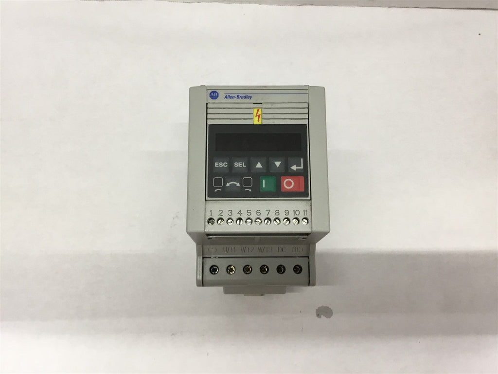 Allen-Bradley 160-BA03NSF1 0.75KW/1HP Speed Controller