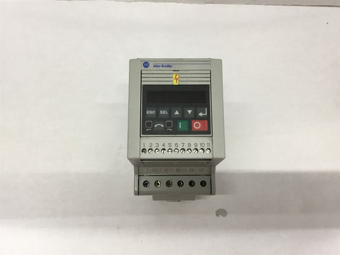 Allen-Bradley 160-BA03NSF1 0.75KW/1HP Speed Controller