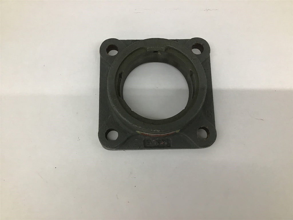 Seal Master Flange W/Out Bearing SF 26 I D 3 3/16