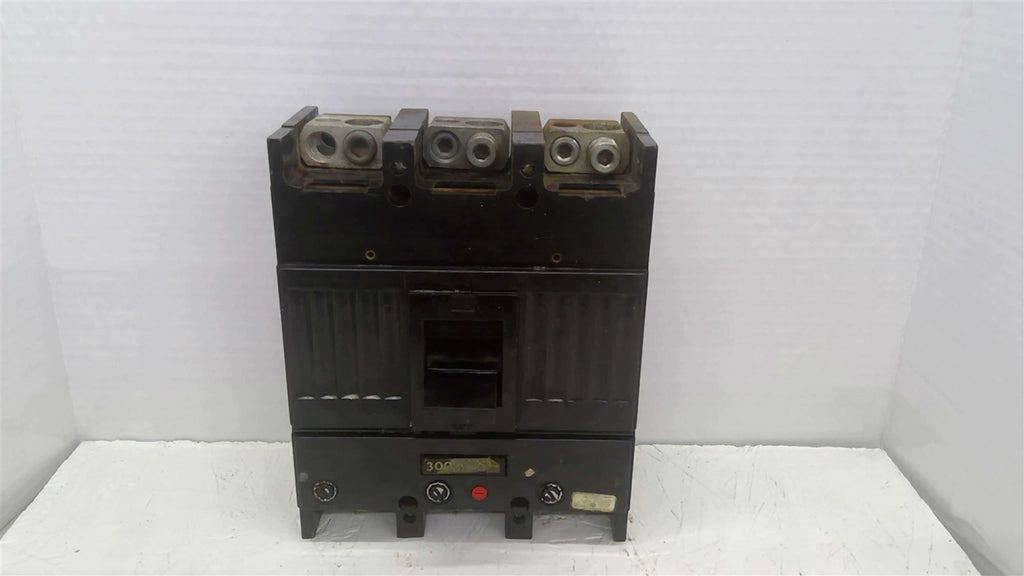 General Electric E11592-R Circuit Breaker