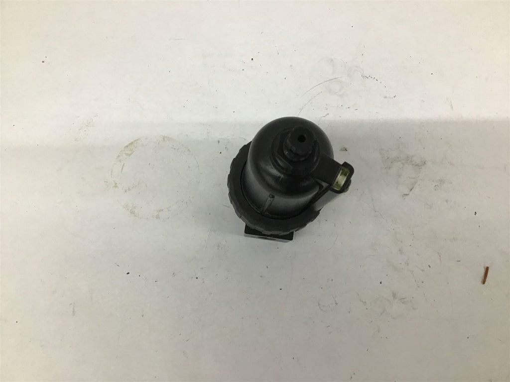 Alemite 5604-3 P=0.250 PSI (0-17.5 Bar) Temp=32.175F (0.80C)