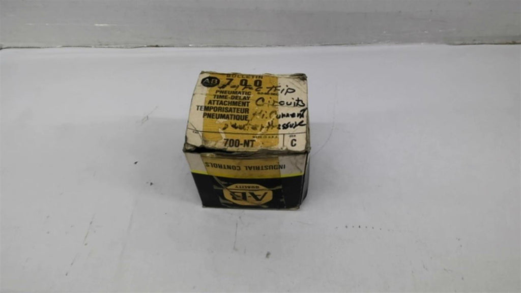 Allen-Bradley 700 -NT Ser C Pneumatic Time-Delay attachment