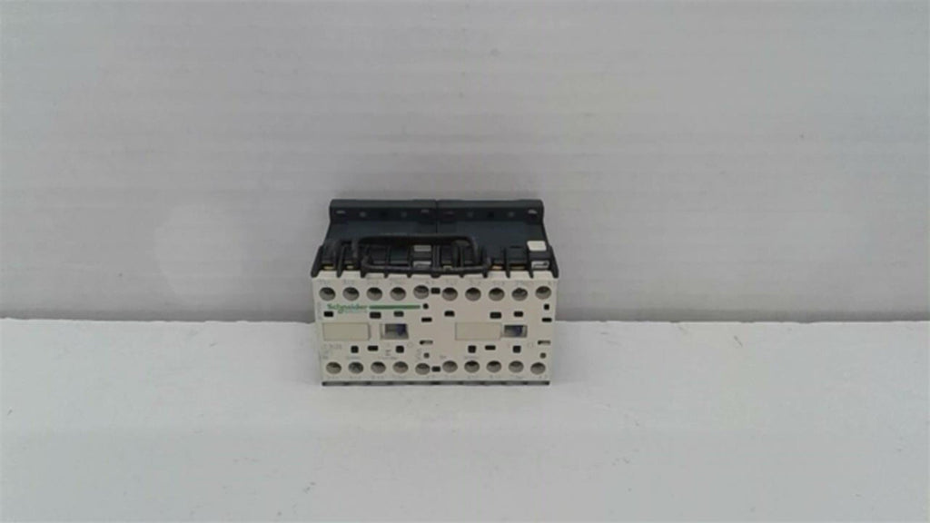 Schneider W91379182 Reversing Contactor