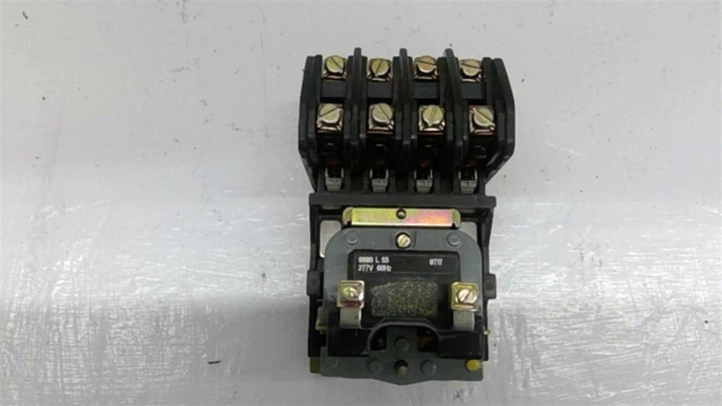 Square D L040 Lighting Connector Series C 277V 60HZ
