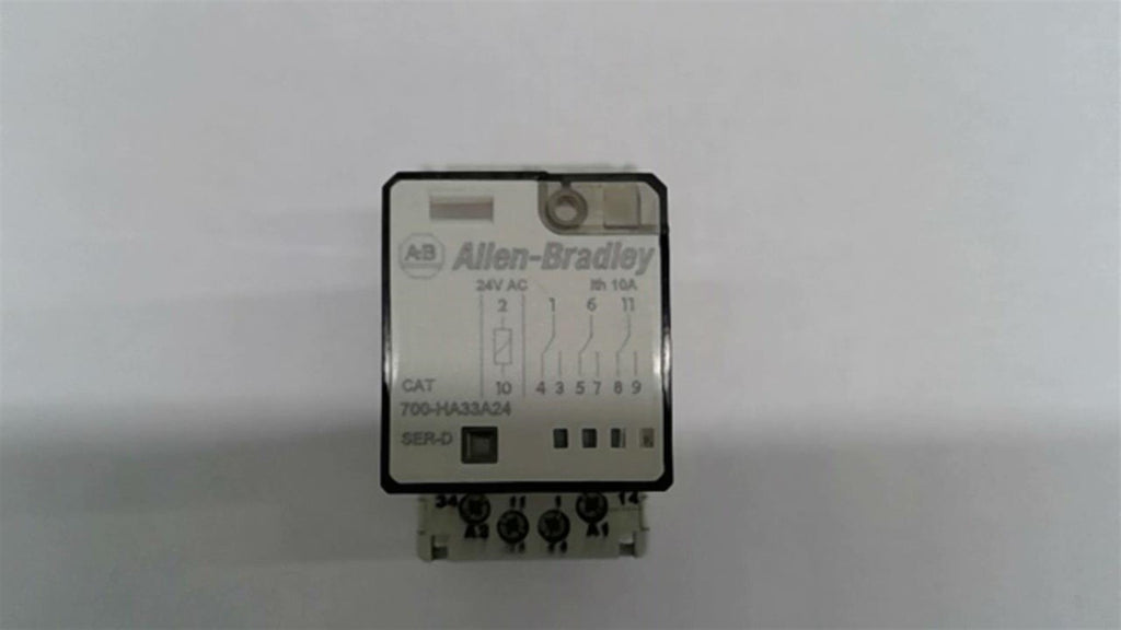 Allen Bradley 700-HA33A24 Relay 10A 24V With 700-HN101 10A 400V