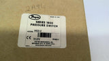 Dwyer 1823-2 Series 1800 Differential Pressure Switch