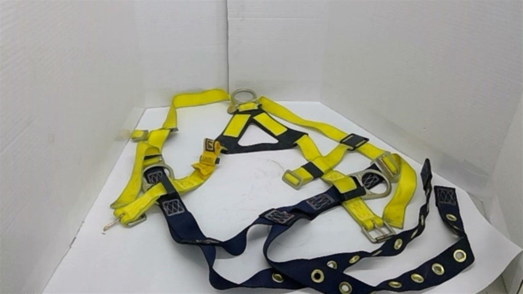 Sala 1102008 Body Harness 310lb Capacity Serial 612657