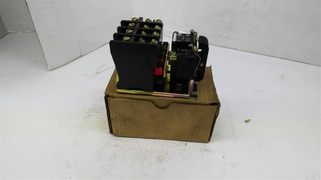 Joslyn Clark 5UF8-2 Control Relay