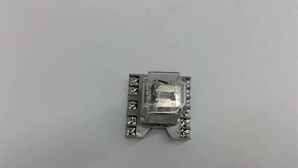 Potter & Brumfield KRP-14AY-120 Relay With P&B 27E892 Base