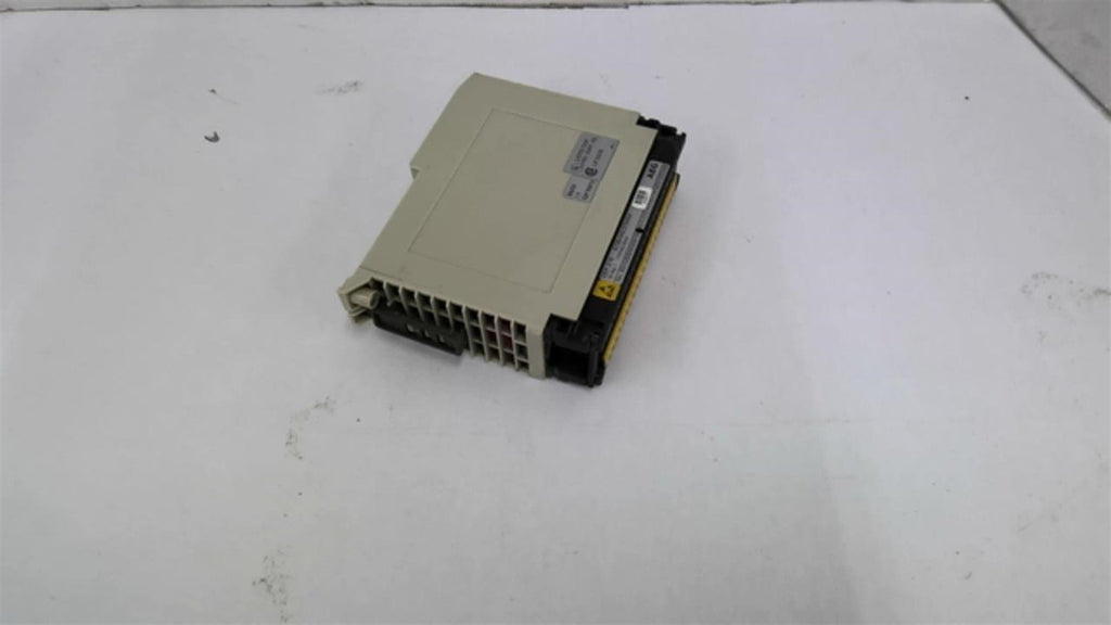 AEG DEP 218 6728-042.276454 16 Dig 115 Vac 6Ma Input Module
