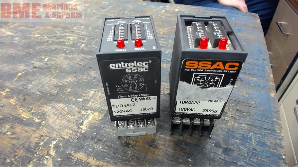 LOT OF 2--- SSAC TDR4A22 TIME DELAY RELAY 120 VOLTS, WITH SOCKET BASE
