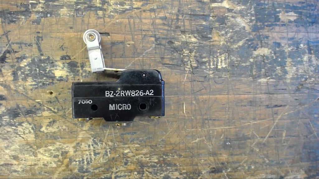 BZ-2RW826-A2 MICRO LIMIT SWITCHES 15A 125, 250, 480 VOLTS