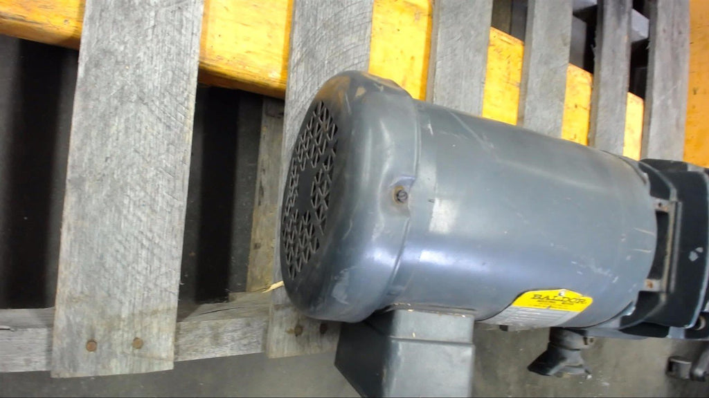 BALDOR CM3552 1-1/2 HP AC GEARMOTOR 208-230/460 VOLTS, 1725 RPM, 6.2:1 RATIO,
