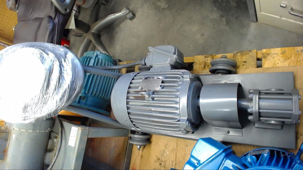 HYDRUALIC PUMP WITH MOTOR MOUNTED ON STAND, TECO 3 HP 230/460 VOLT, 1155 RPM, 6P