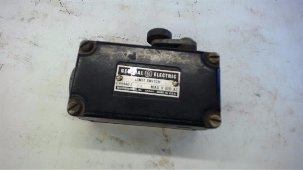 GENERAL ELECTRIC CR9440J LIMIT SWITCH 2 AMP, 600 VAC