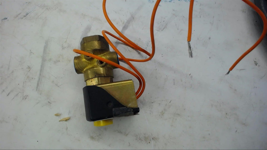 PARKER 04F30U2104ABFGC05 SOLENOID VALVE 100 PSI, 120 VOLTS, 10.2 WTTS