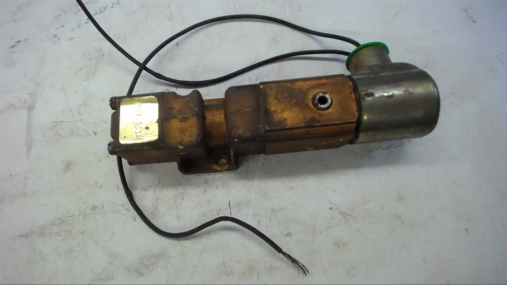 VERSA VSG-3331 VALVE W/ 120 VOLT SOLENOID 10 WATTS, 175 PSI