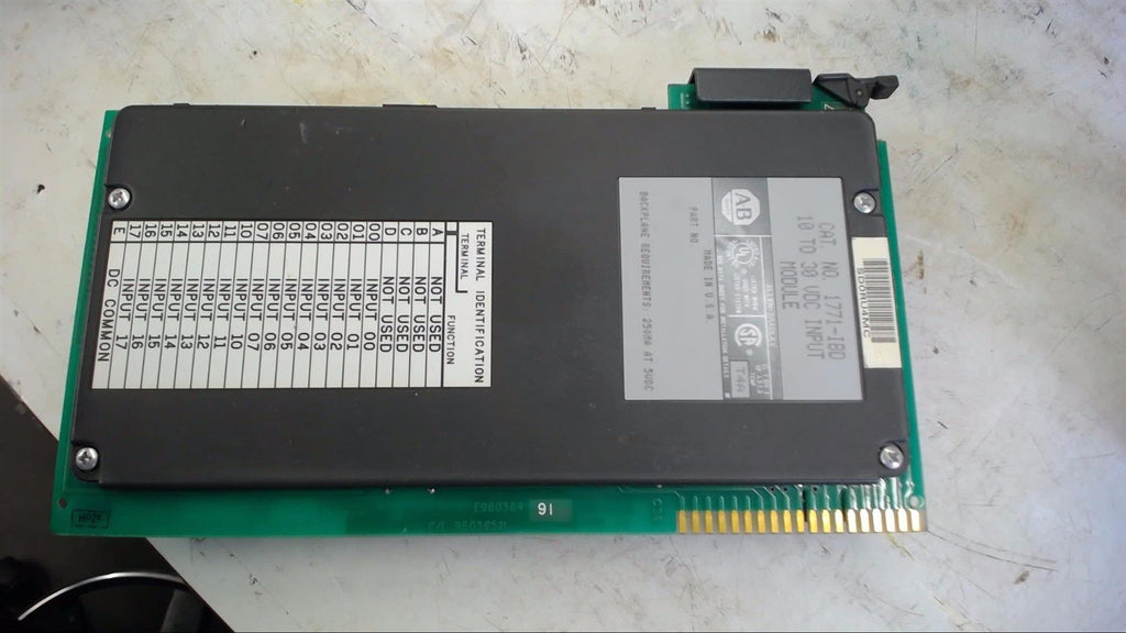 ALLEN-BRADLEY 1771-IBD 10 TO 30 VDC INPUT MODULE