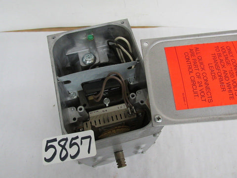 Honeywell Actuator NO Data Plates Appears to be new Selling as is
