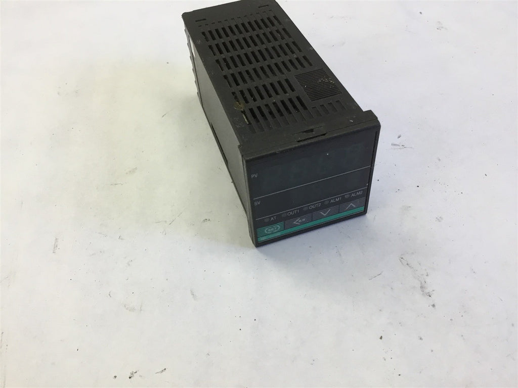 CH102 TEMPERATURE CONTROLLER 100-240 VAC 50/60 HZ, 50°C MAX