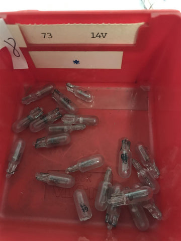 73 14V LOT OF 20 BULBS