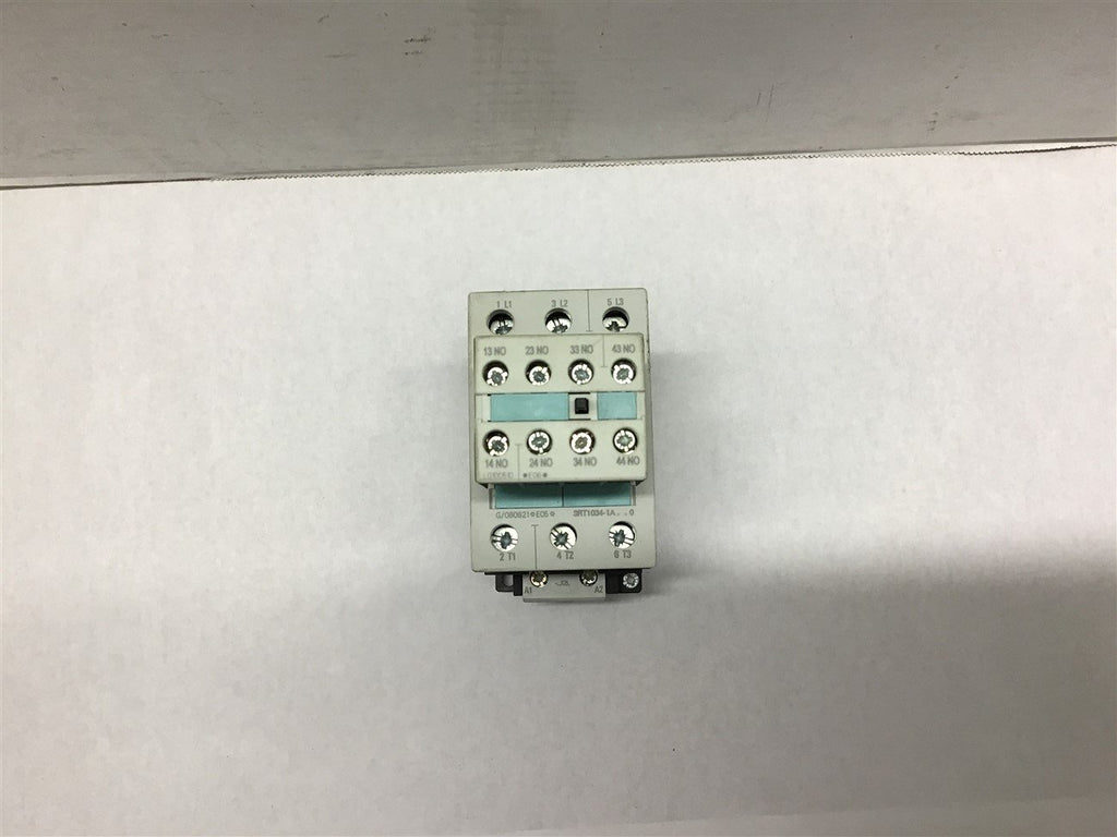SIEMENS 3RT1034-1AK60 CONTACTOR W/ 3RH1921-1FA40 460 volt @ 15 HP 120V Coil