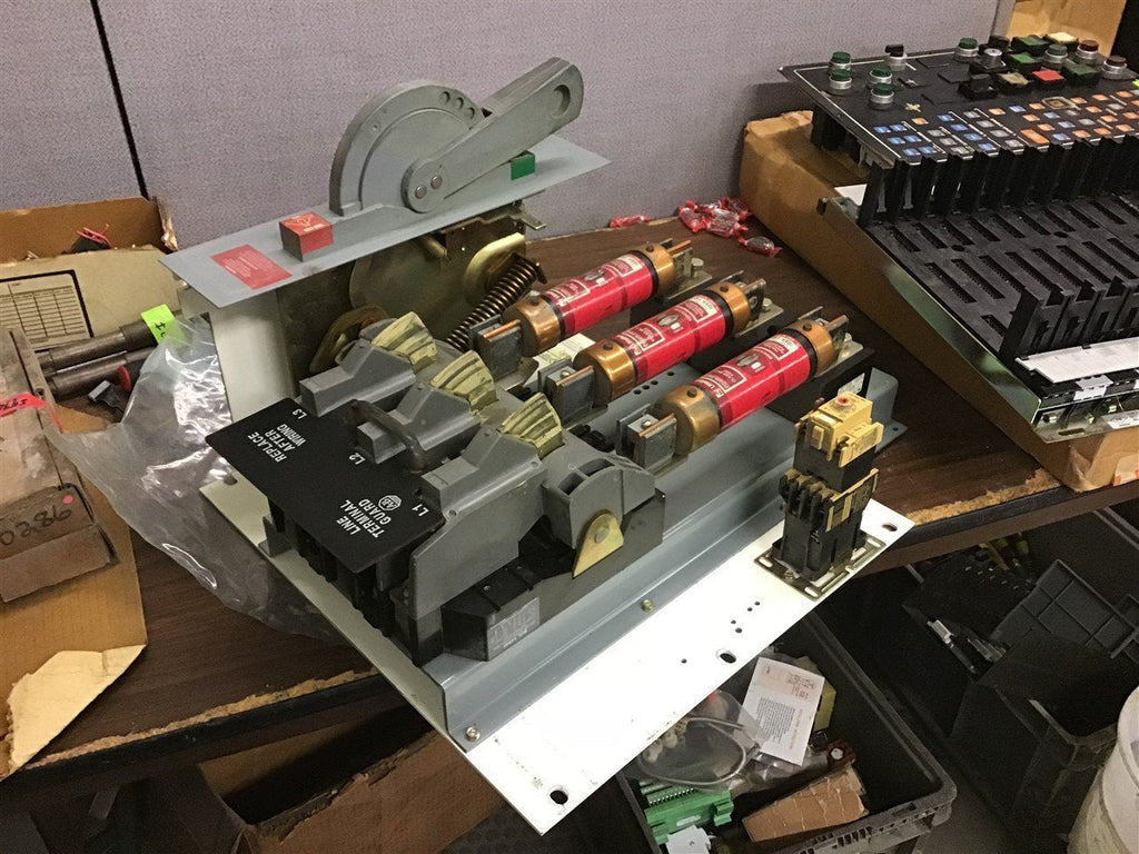 ALLEN-BRADLEY 1494F 200 AMP 600 VAC 250 VDC SAFETY SWITCH, DISCONNECT