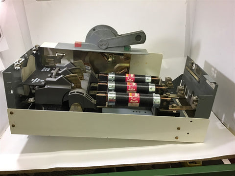 ALLEN-BRADLEY 200 AMP MOTOR CONTROL UNIT 600 VOLTS