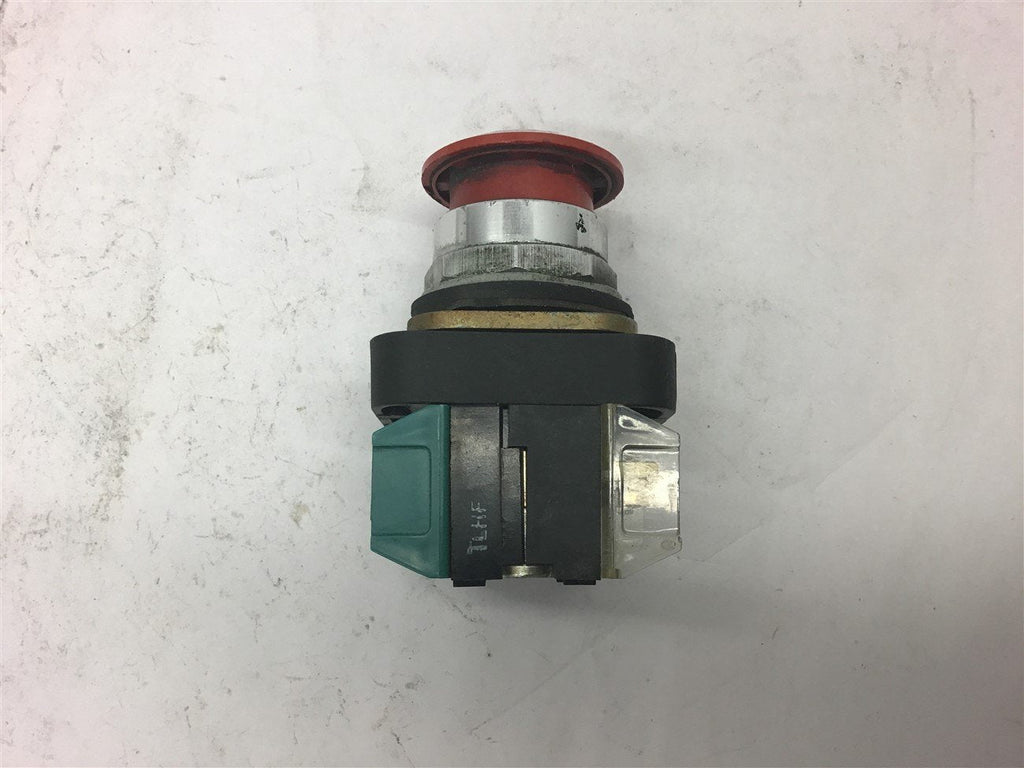 Allen-Bradley 800T-FX D4 Red Push Button