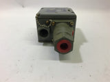 SQUARE D ADW-5 135-1000 PSI PRESSURE SWITCH