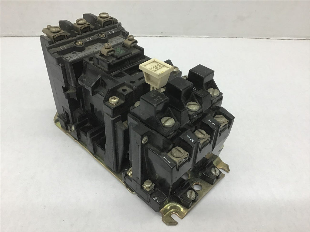 ALLEN-BRADLEY 509-A0A SER B STARTER NEMA SIZE 0 460V @ 5 HP 230-240 V 60 HZ COIL