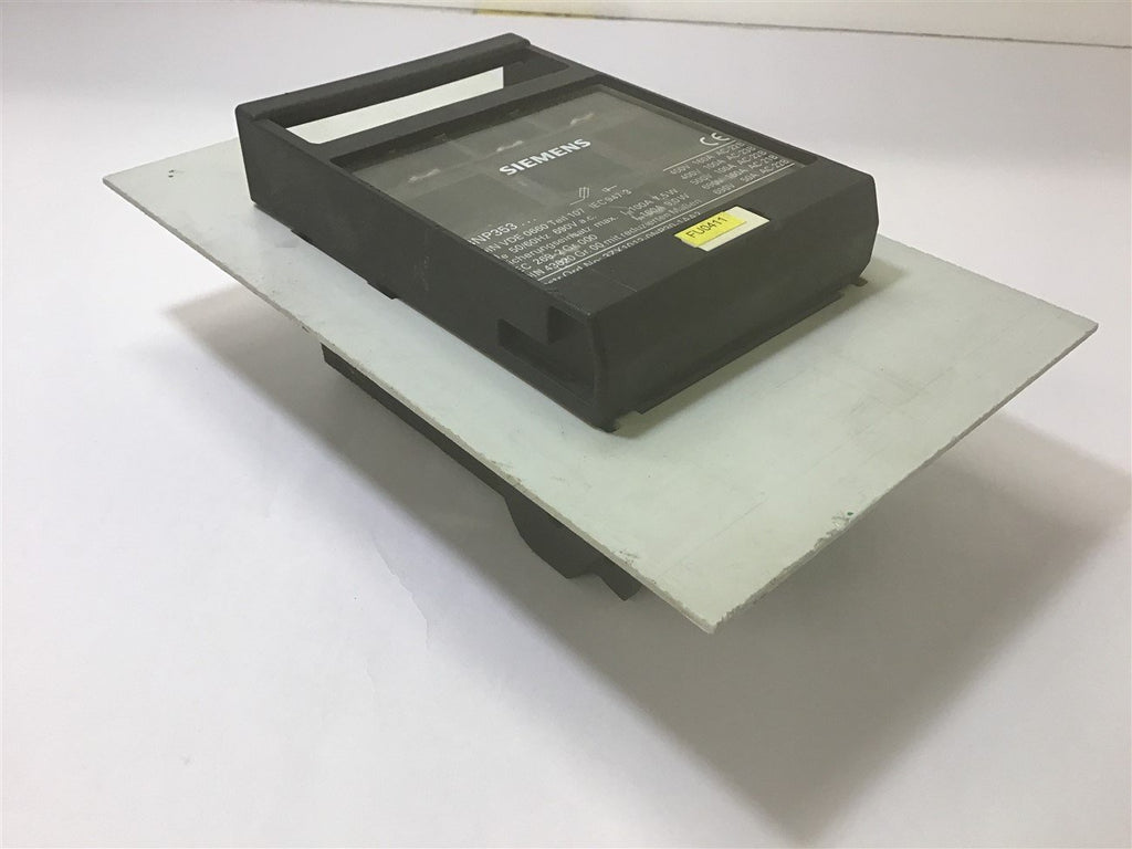 Siemens 3NP353 Fuse Disconnector w/ 35 A Fuses