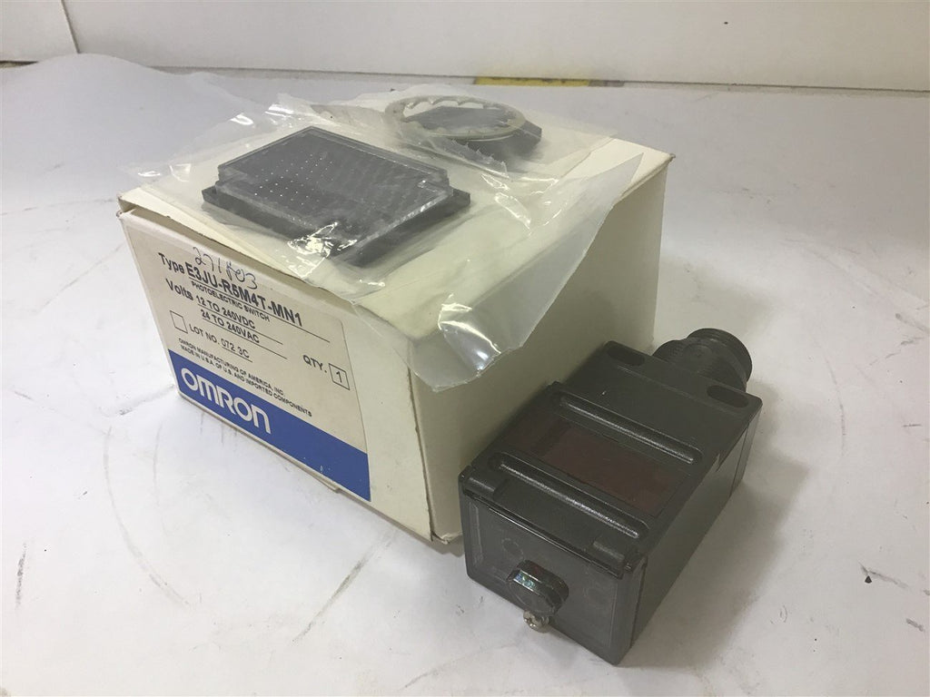 Omron E3JU-R5M4T-MN1 Photoelectric Switch 12-240 VDC 24-240 VAC