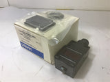 Omron E3JU-R5M4T-MN1 Photoelectric Switch 12-240 VDC 24-240 VAC